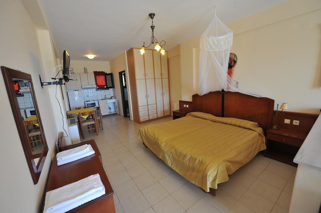 Koronisia Apartments الغرفة الصورة