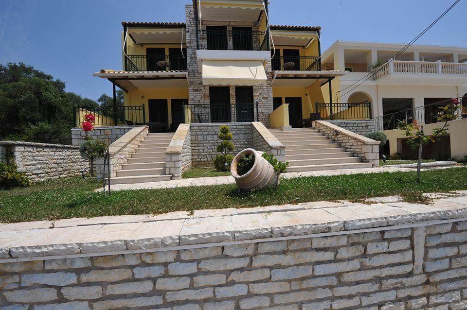 Koronisia Apartments الغرفة الصورة